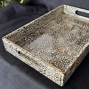 Inlaid Giraffe Pattern Handled Tray Black Cream Tan